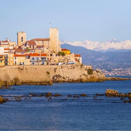 Apartment Climatise Antibes